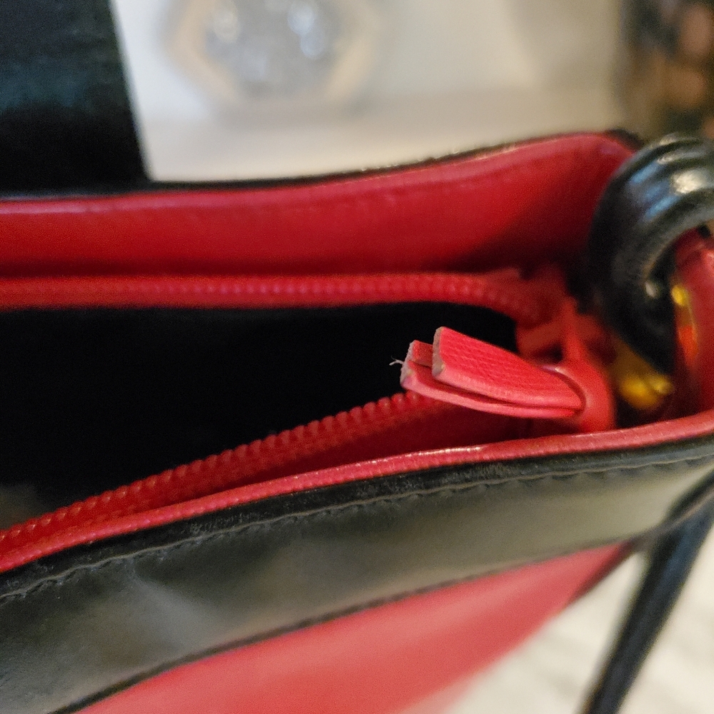 Balenciaga Red With Black Handbag ,vintage. - Picture 9 of 13